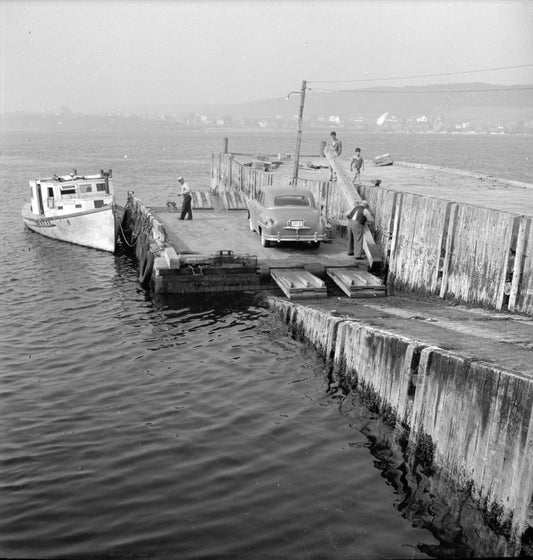 Car ferry to Tiverton