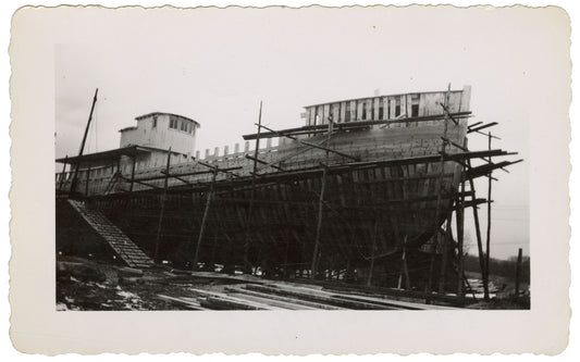 Shipbuilding at Shelburne, N.S.