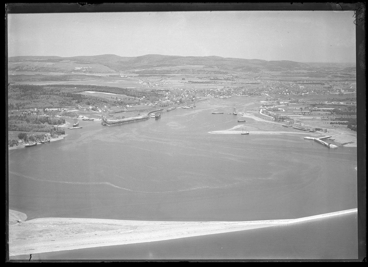 Aerial Photograph of Harbour, Parrsboro, Nova Scotia