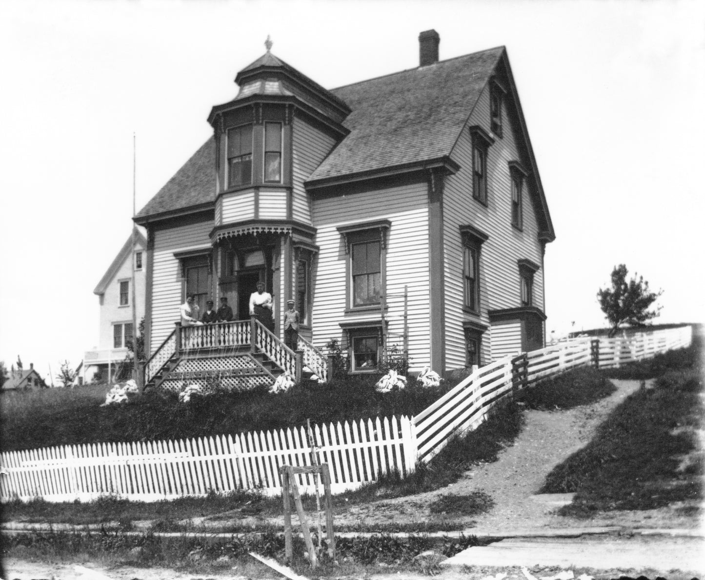 215 Pelham Street