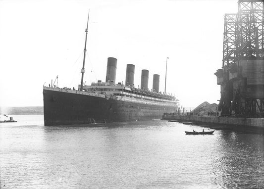 SS Olympic docking