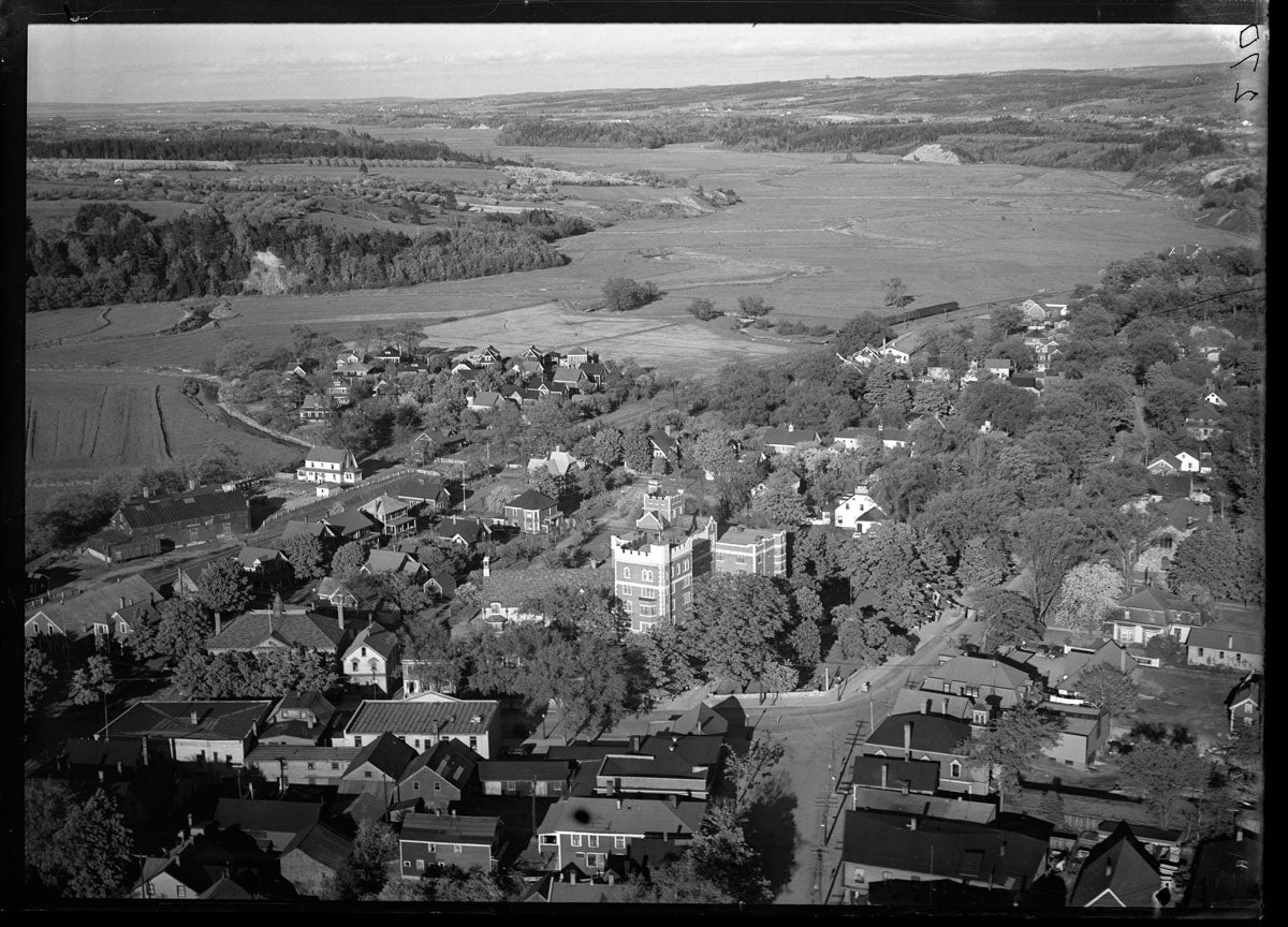 Aerial Photograph of Cornwallis Inn, Kentville, Nova Scotia