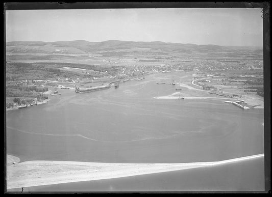 Aerial Photograph of Harbour, Parrsboro, Nova Scotia