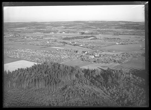 Aerial Photograph of Manning Ellis Farm, Port Williams, Nova Scotia